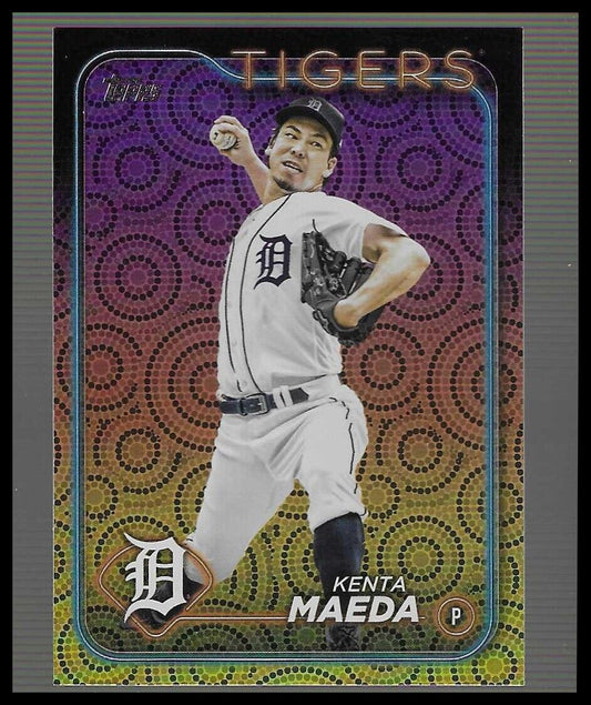 2024 Topps #605 Kenta Maeda Holiday foil